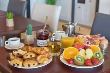 هتل The Originals Boutique, Hôtel Admiral S, Les Sablesd Olonne