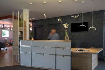 هتل The Originals Boutique, Hôtel Admiral S, Les Sablesd Olonne
