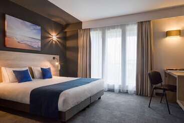 هتل The Originals Boutique, Hôtel Admiral S, Les Sablesd Olonne