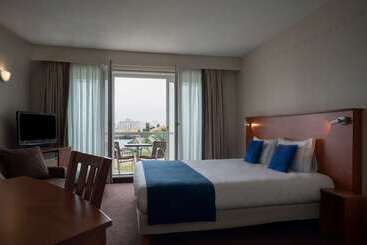 هتل The Originals Boutique, Hôtel Admiral S, Les Sablesd Olonne