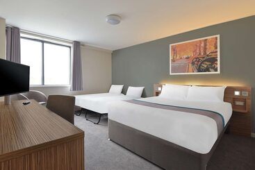 هتل Travelodge Gatwick Airport Central