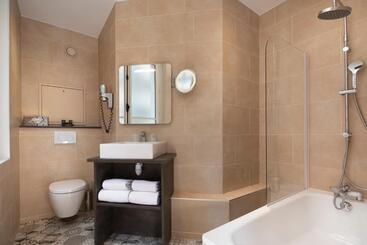 هتل Vaneau Saint Germain