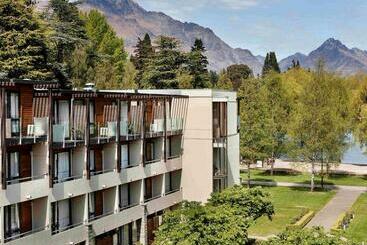 Novotel Queenstown Lakeside