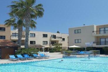Senator Hotel Apartments   Adults Only