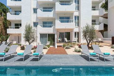 Apartamentos Ferrera Beach