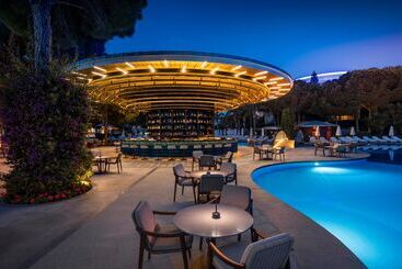 Calista Luxury Resort
