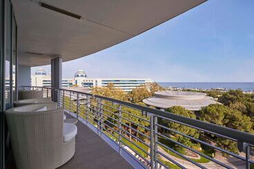 Calista Luxury Resort
