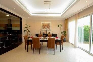 Coral Boutique Villas
