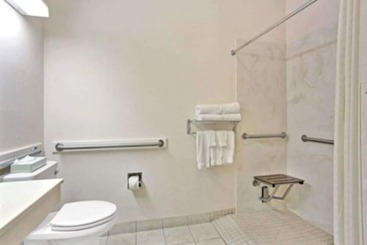 בית מלון כפרי Baymont By Wyndham Tucson Airport