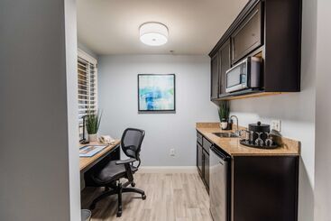 هتل Best Western Plus Manhattan Beach