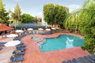 هتل Embassy Suites By Hilton Scottsdale Resort