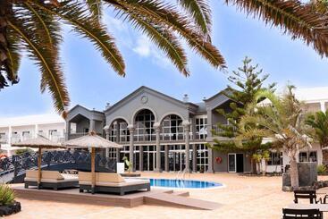 ホテル Coral Cotillo Beach