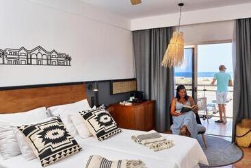 ホテル Coral Cotillo Beach
