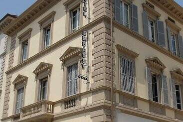 هتل Embassy