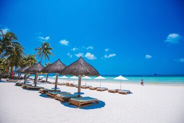 هتل Fridays Boracay Resort