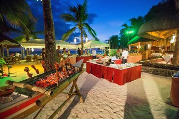 هتل Fridays Boracay Resort