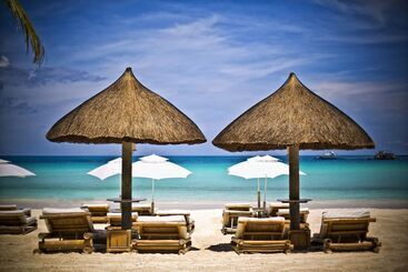 هتل Fridays Boracay Resort