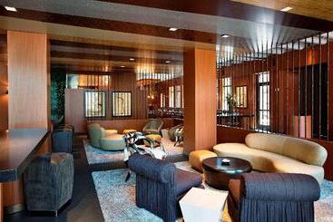 هتل The Highland Dallas, Curio Collection By Hilton