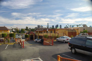 فندق Hollywood Inn Express South