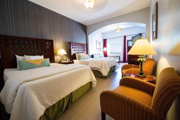 هتل La Copa Inn Beach