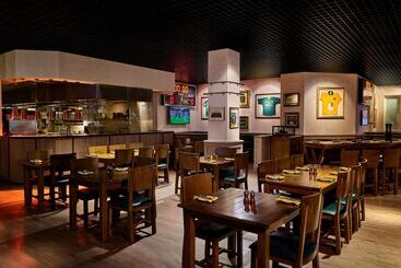 The Heritage Hotel, Autograph Collection