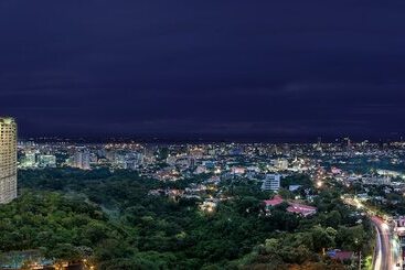 هتل Marco Polo Plaza Cebu