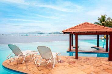 هتل Nacional Inn Angra Dos Reis