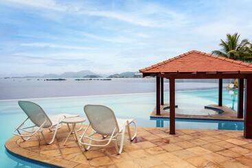 هتل Nacional Inn Angra Dos Reis