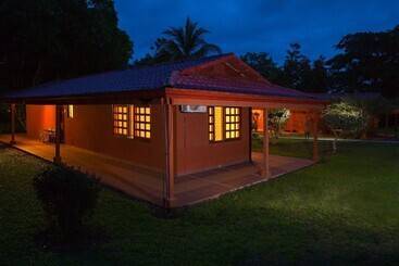 هتل Natural Lodge Caño Negro