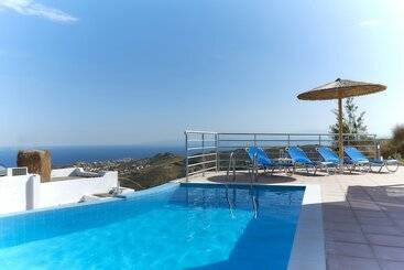 هتل Nymphes Luxury Apartments