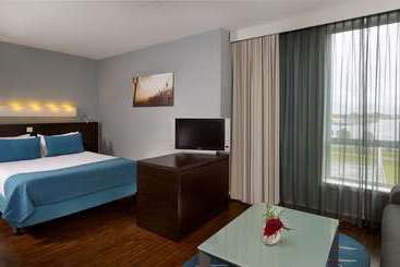 هتل Park Plaza Amsterdam Airport