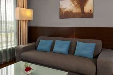 هتل Park Plaza Amsterdam Airport