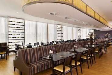 هتل Park Plaza Amsterdam Airport