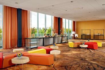 هتل Park Plaza Amsterdam Airport