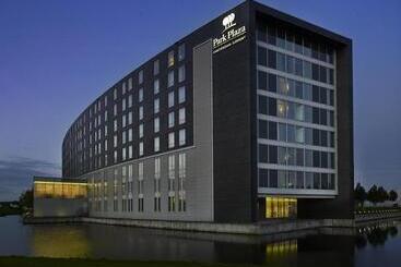هتل Park Plaza Amsterdam Airport
