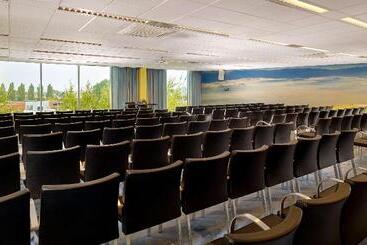 هتل Park Plaza Amsterdam Airport