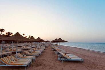 هتل Pyramisa Beach Resort Sahl Hasheesh
