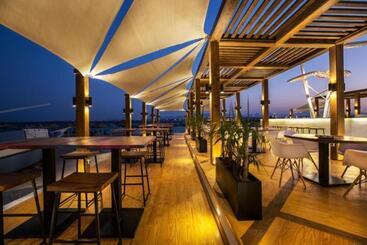 هتل Pyramisa Beach Resort Sahl Hasheesh