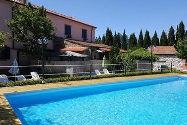 هتل Residenza Solferino Castiglioncello