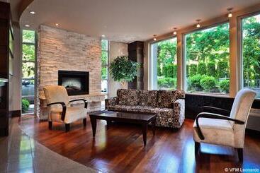 هتل Sandman Suites Surrey  Guildford