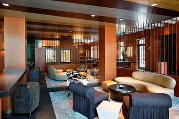 هتل The Highland Dallas, Curio Collection By Hilton