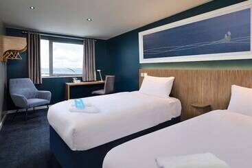 هتل Travelodge Brighton Seafront
