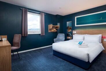 هتل Travelodge Brighton Seafront