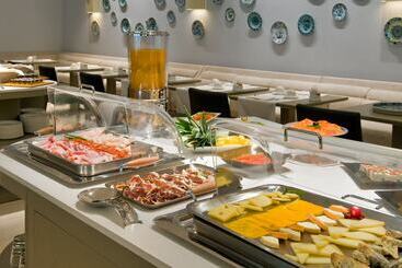 Urh Hotel Spa Zen Balagares