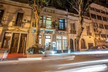 هتل Vain Boutique
