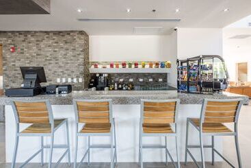 هتل Wyndham Garden Playa Del Carmen