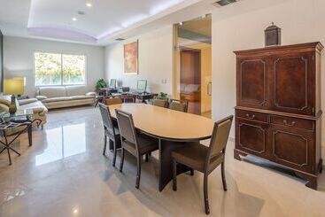 هتل Wyndham Garden Playa Del Carmen