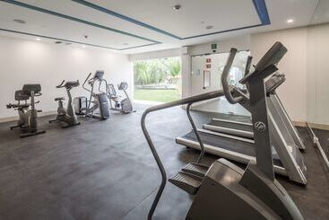 هتل Wyndham Garden Playa Del Carmen