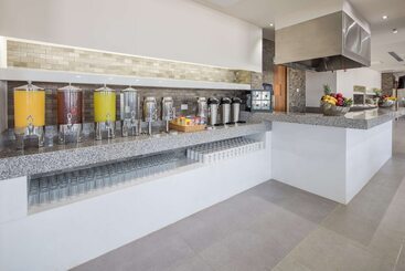 هتل Wyndham Garden Playa Del Carmen
