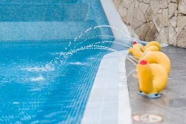 公寓 Los Olivos Beach Resort